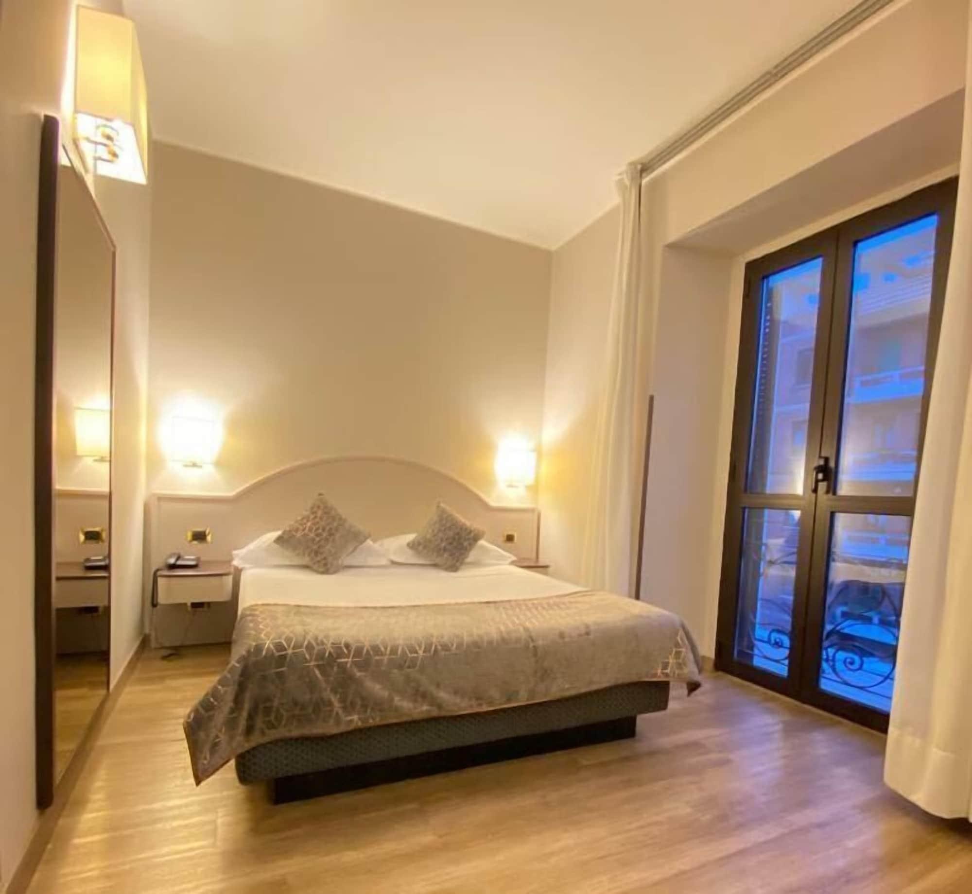 מילאנו Mokinba Hotels Baviera מראה חיצוני תמונה