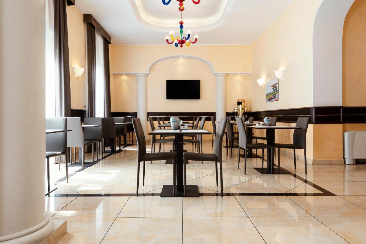 מילאנו Mokinba Hotels Baviera מראה חיצוני תמונה