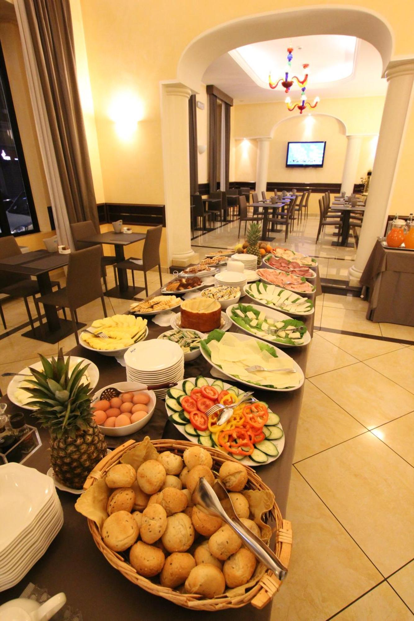 מילאנו Mokinba Hotels Baviera מראה חיצוני תמונה