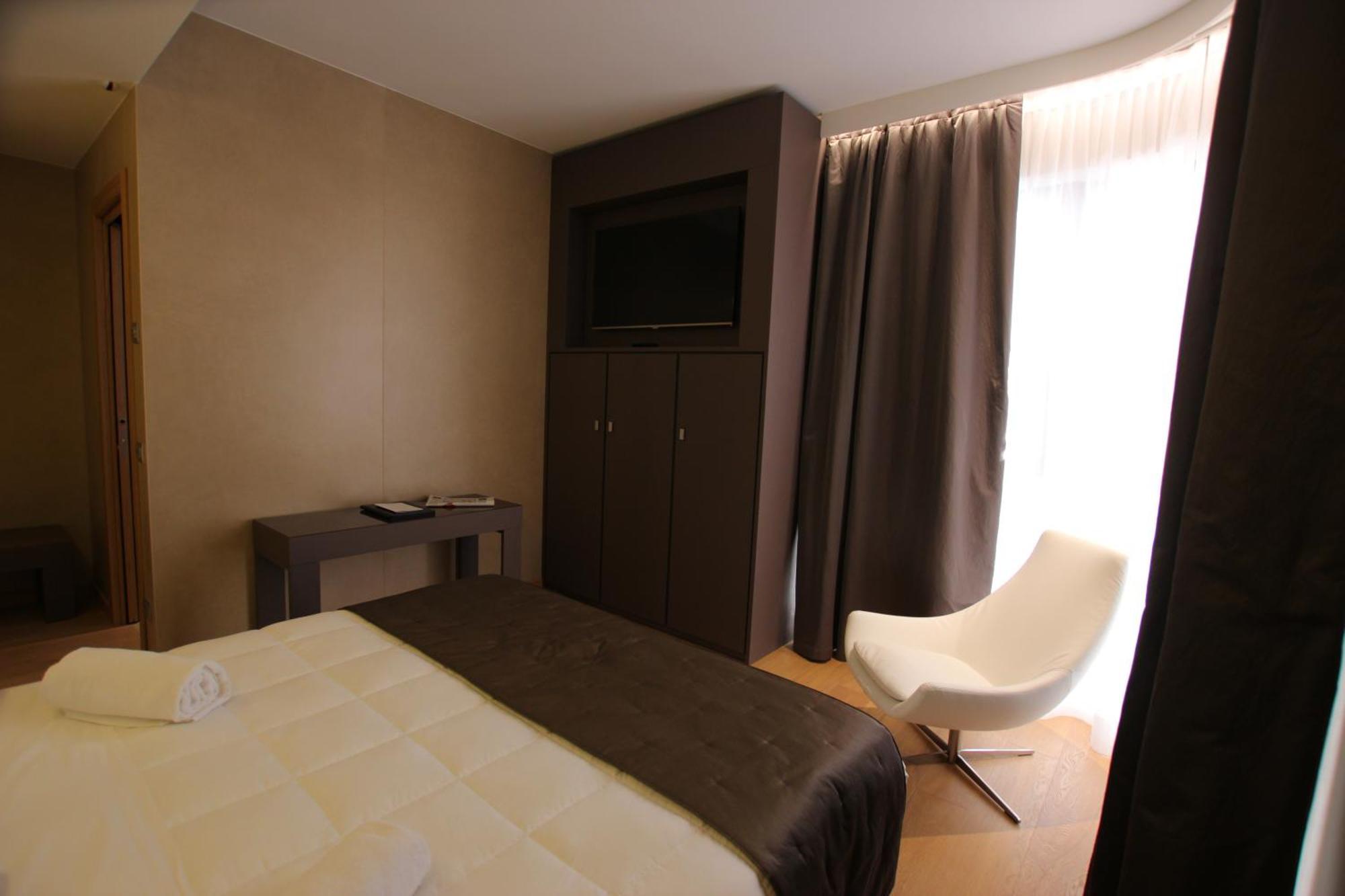 מילאנו Mokinba Hotels Baviera חדר תמונה