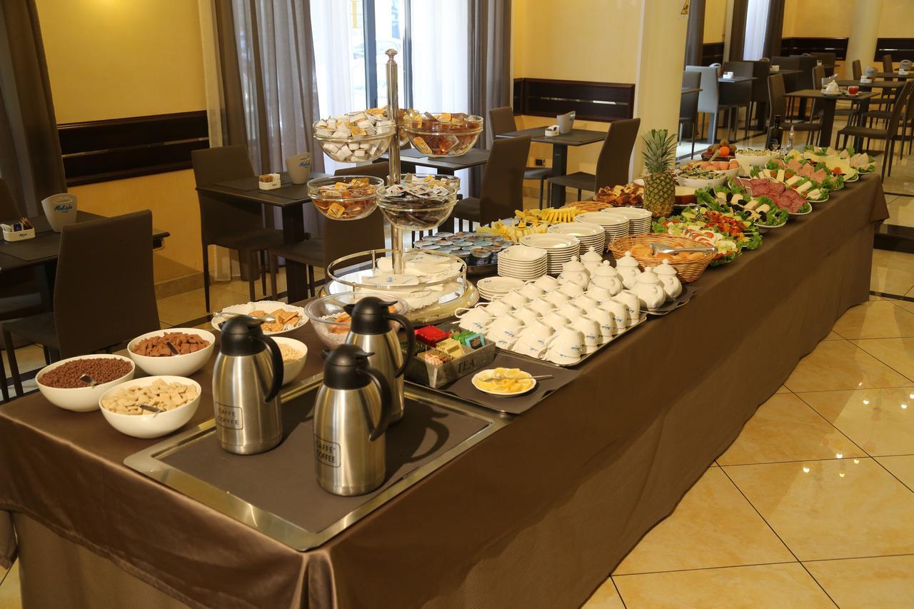 מילאנו Mokinba Hotels Baviera מראה חיצוני תמונה